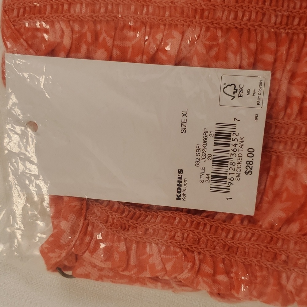 BNWT SO Smocked Tank Top, Strawberry Fields, Juniors' Sz XL - Picture 3 of 4